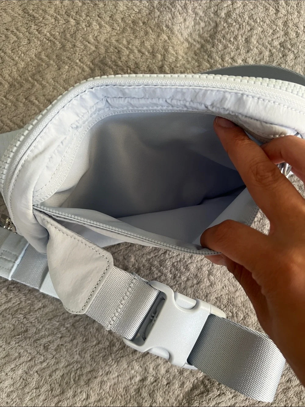 NWOT Lululemon Athletica Light Blue Small Crossbody Belt Bag OS Athleisure